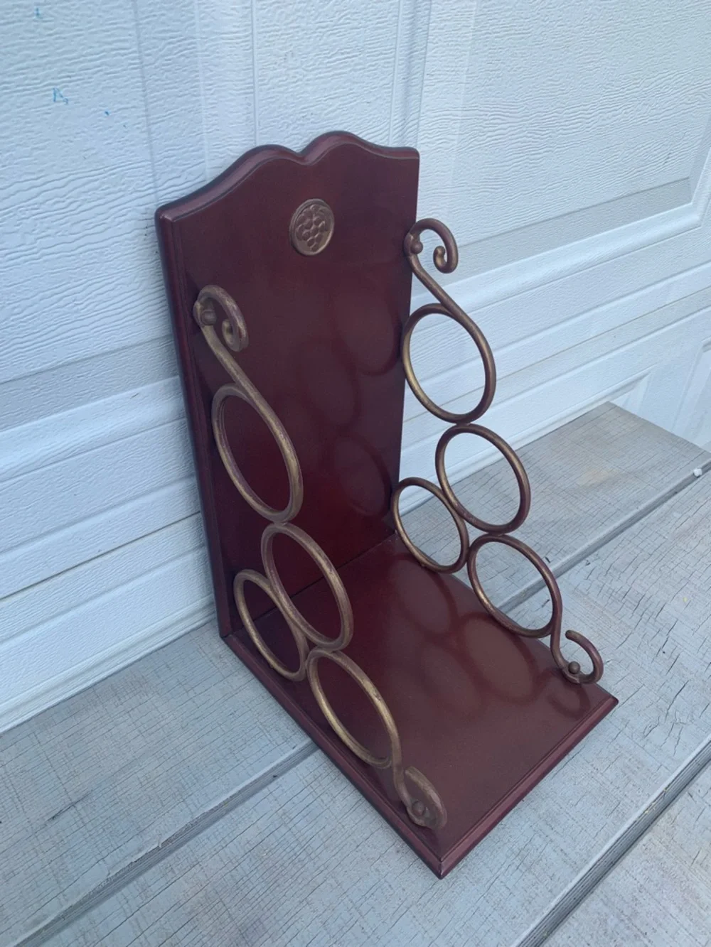 Vintage The Bombay Company Brass Scroll 4 Bottle Wine Rack Tabletop Holder Decor